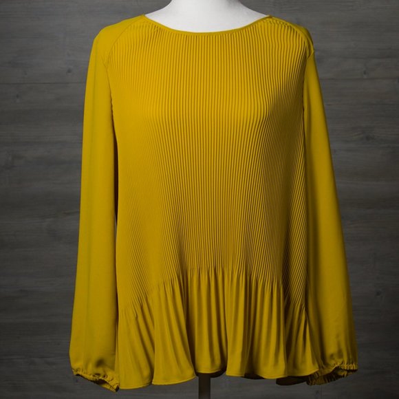 Luisa Cerano Mustard Pleated Blouse Women's 12 NWT - Picture 1 of 12